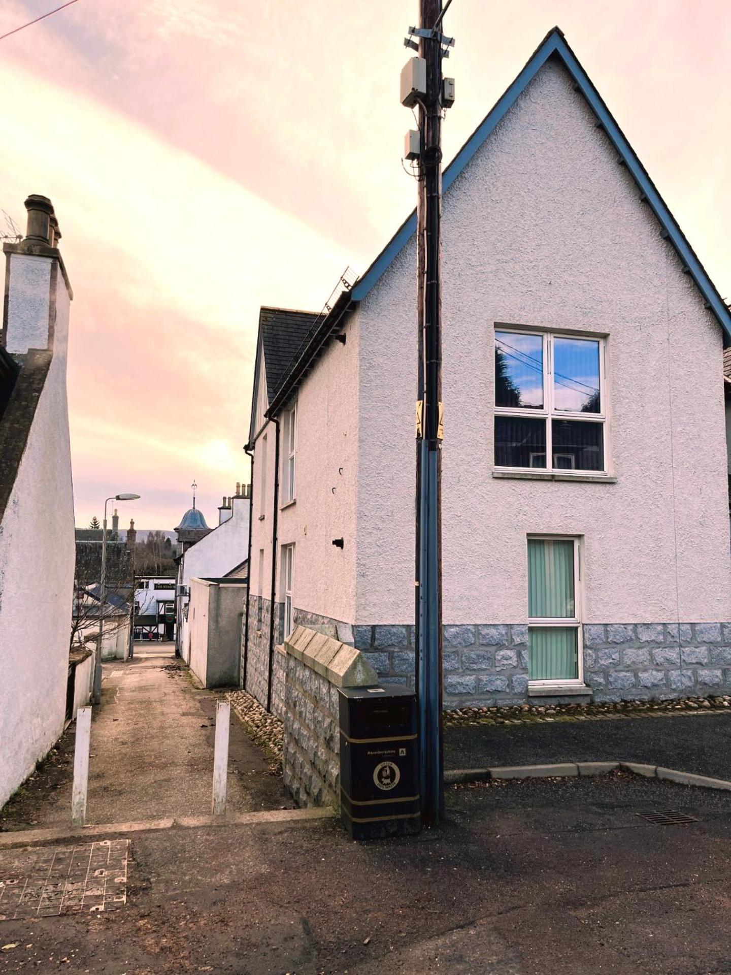 Entire Flat In Banchory, Aberdeenshire, Scotland Exterior foto